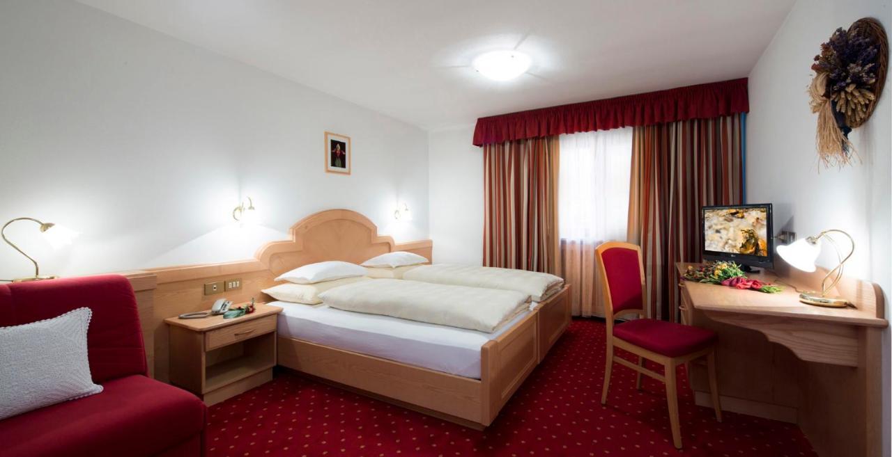 B&B Residence Adria Corvara In Badia Oda fotoğraf