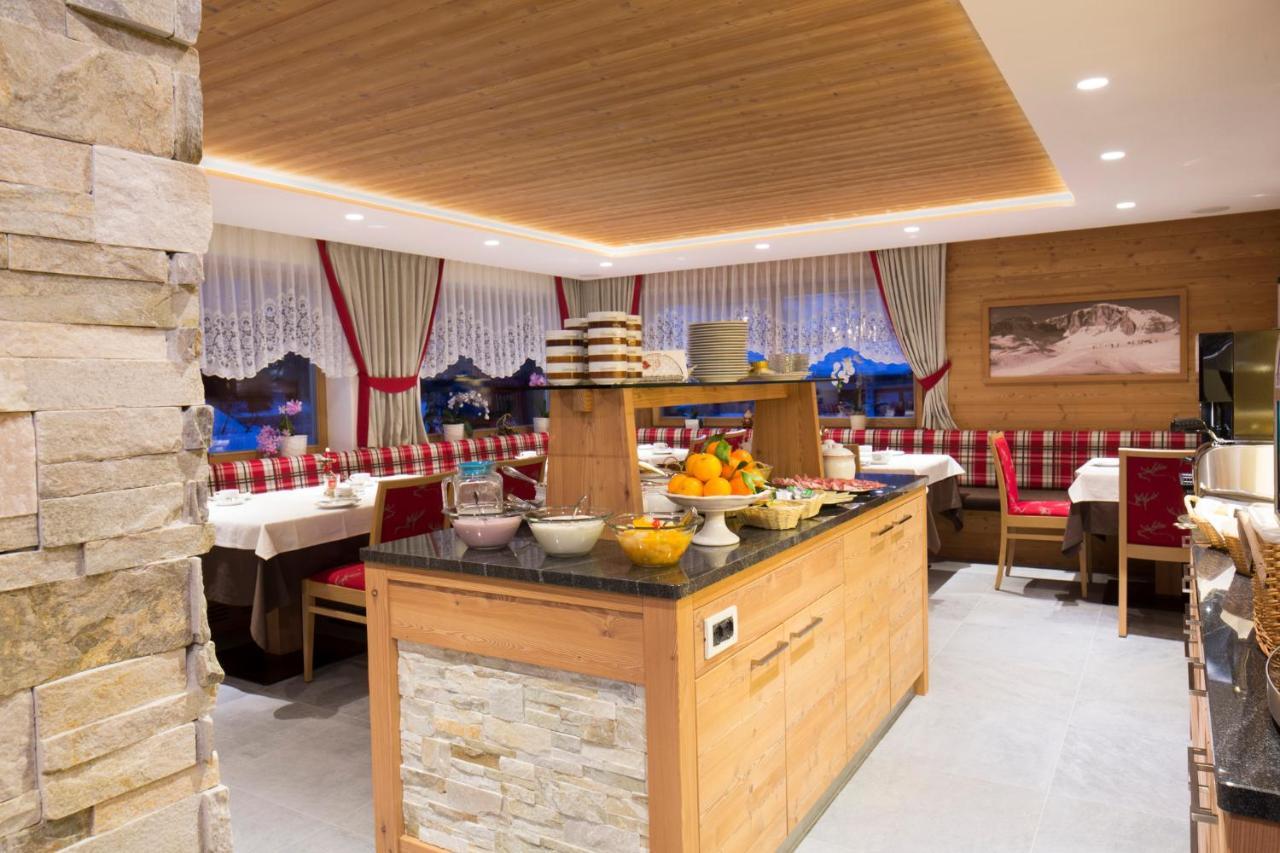 B&B Residence Adria Corvara In Badia Dış mekan fotoğraf