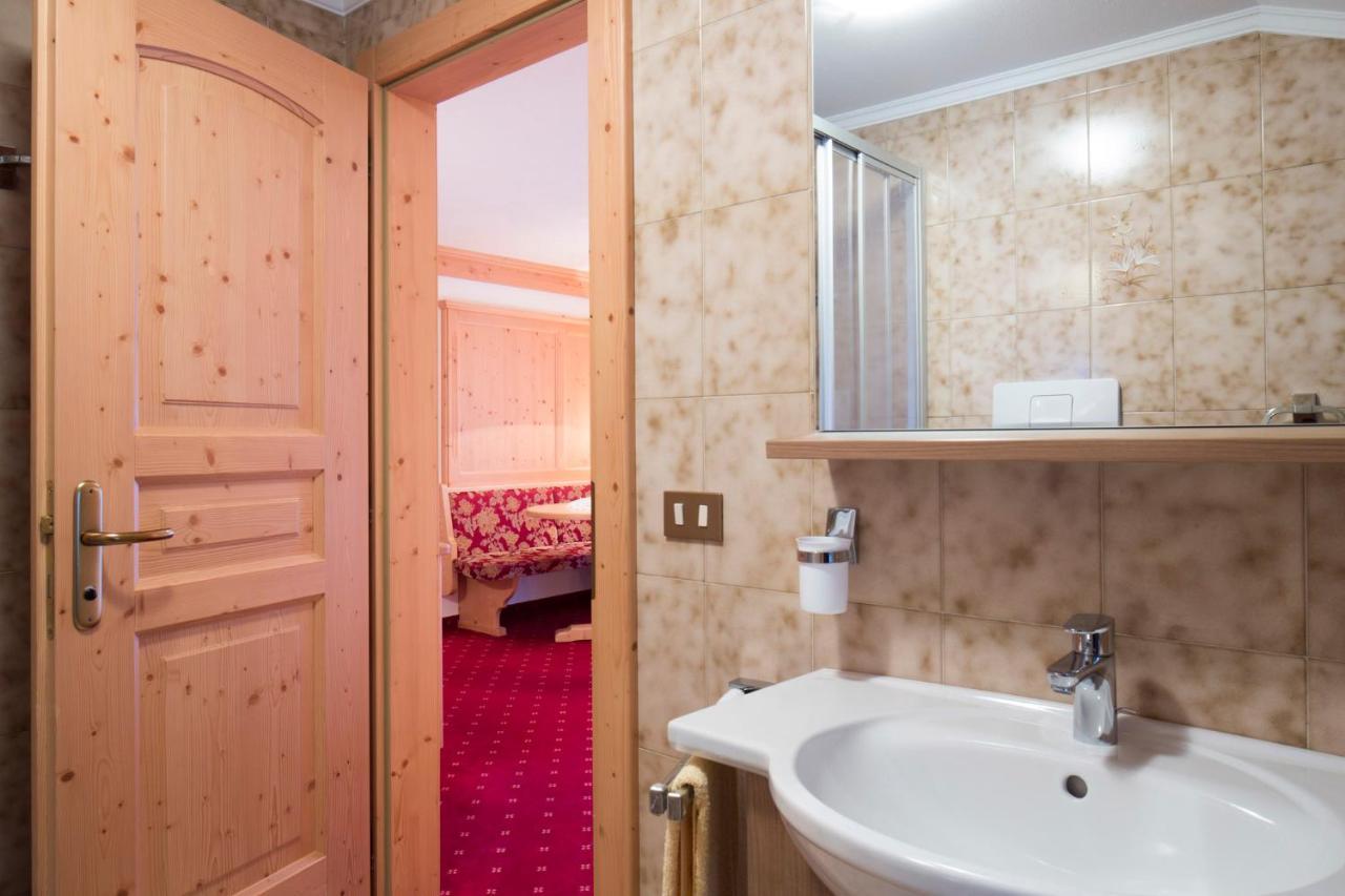 B&B Residence Adria Corvara In Badia Oda fotoğraf